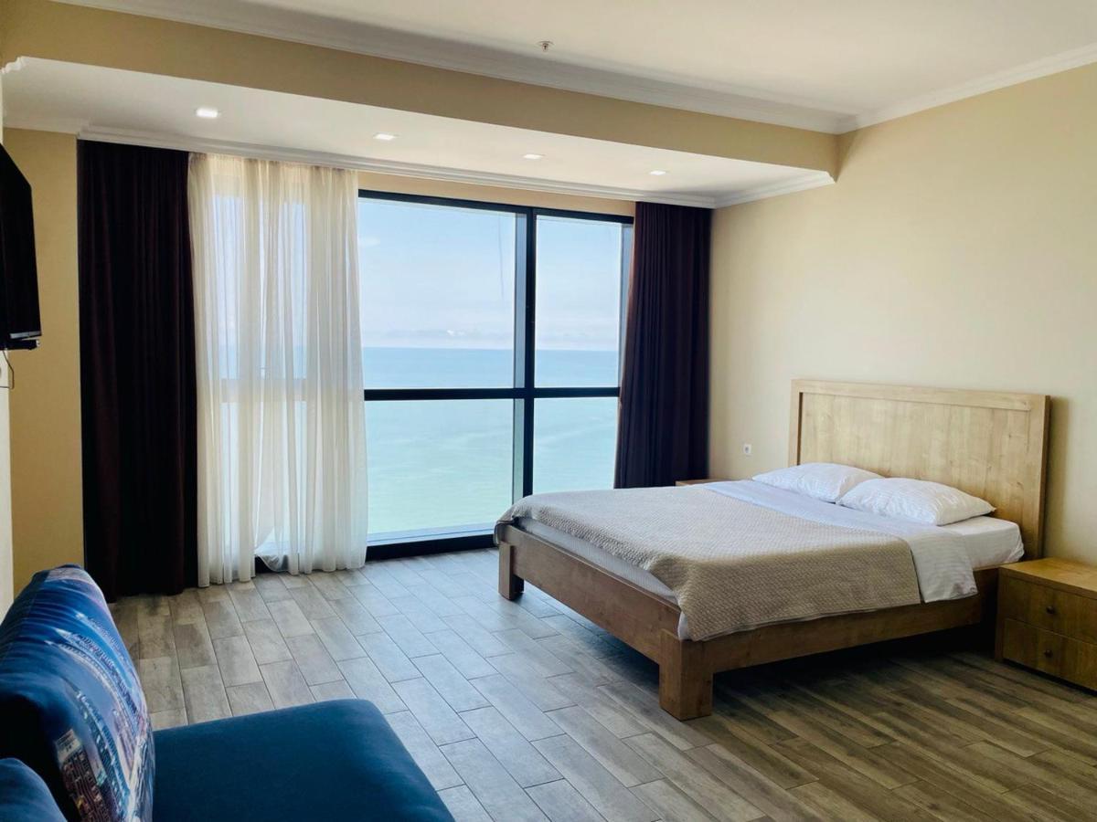 Balmaral Apart Hotel Batumi Eksteriør bilde