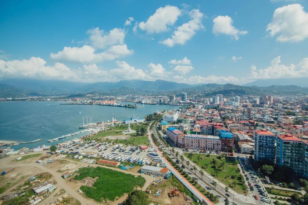 Balmaral Apart Hotel Batumi Eksteriør bilde