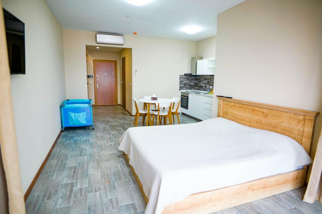 Balmaral Apart Hotel Batumi Eksteriør bilde